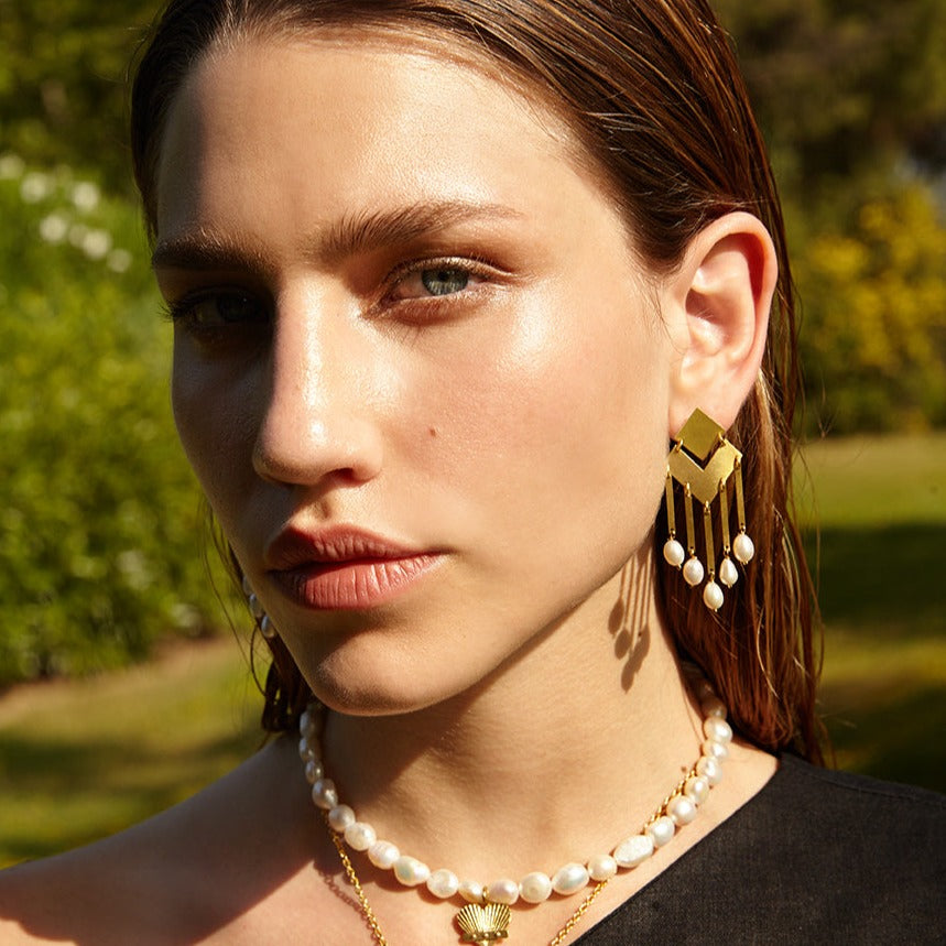 Karen pearl earrings