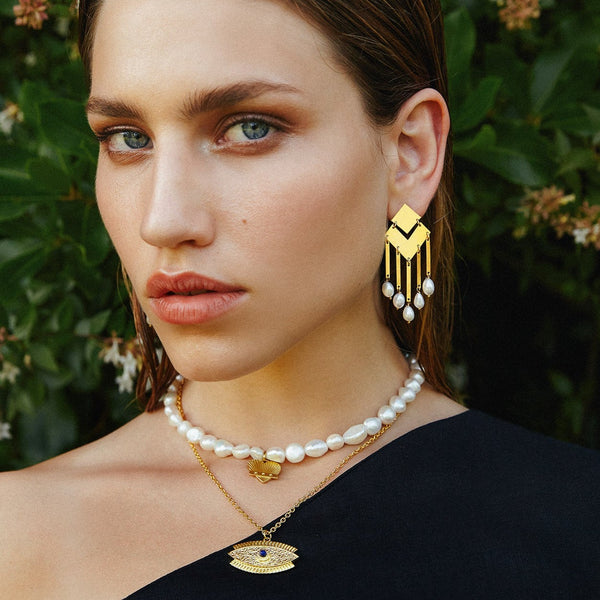Karen Millen Pearl Earrings 2025 | solajoiers.com