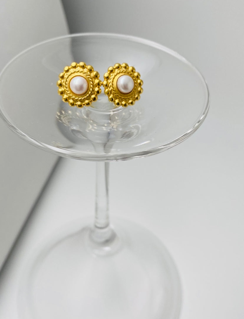 Margaret Stud Earrings Silver 925° by Pearl Martini